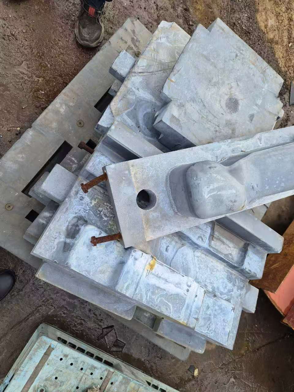 Zinc scrap blocks